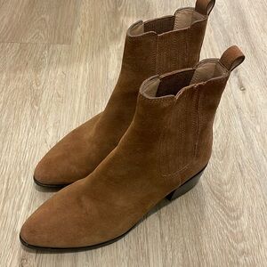 Banana Republic boots